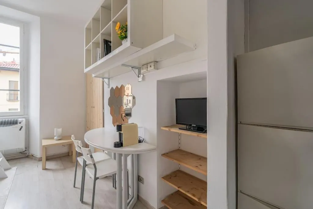 公寓 Cozy Suite In The Center Of 米兰
